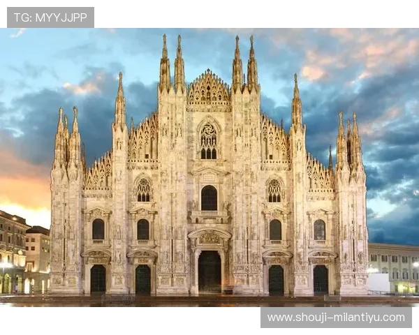探索米兰市中心的著名地标：从大教堂到购物街的完美结合